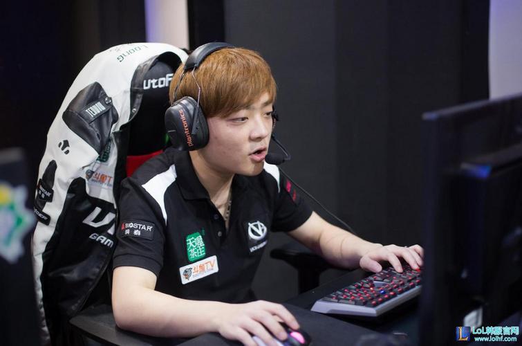 Invictus Gaming 从 LPL Split 2 2025 playoffs 中淘汰 Weibo Gaming