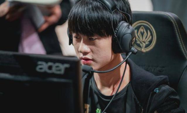 WE官宣：原RNG下路选手LP正式加入队伍